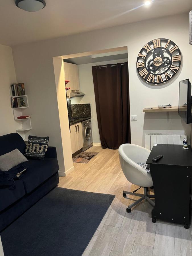 Jolie Studio Rueil-Malmaison Exteriör bild